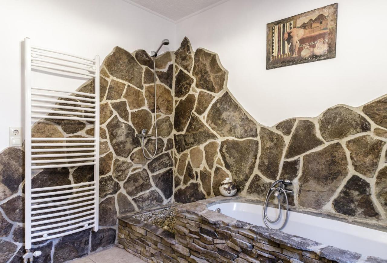 Szigetmonostor Rezeda Resort Apartman מראה חיצוני תמונה